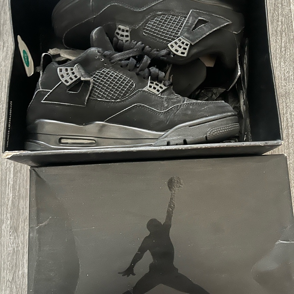 Jordan 4 Black Cat